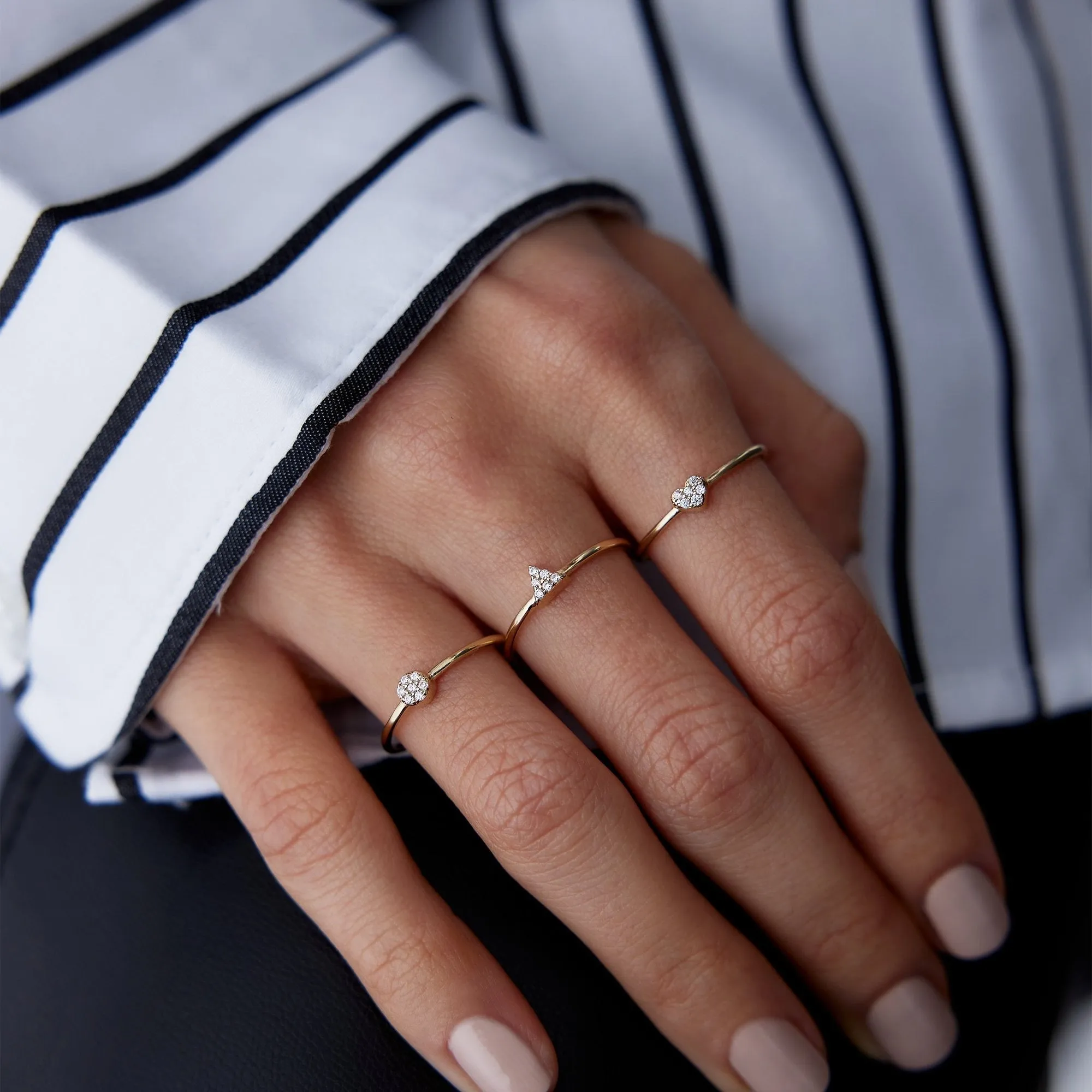 14k Gold Mini Circle Ring