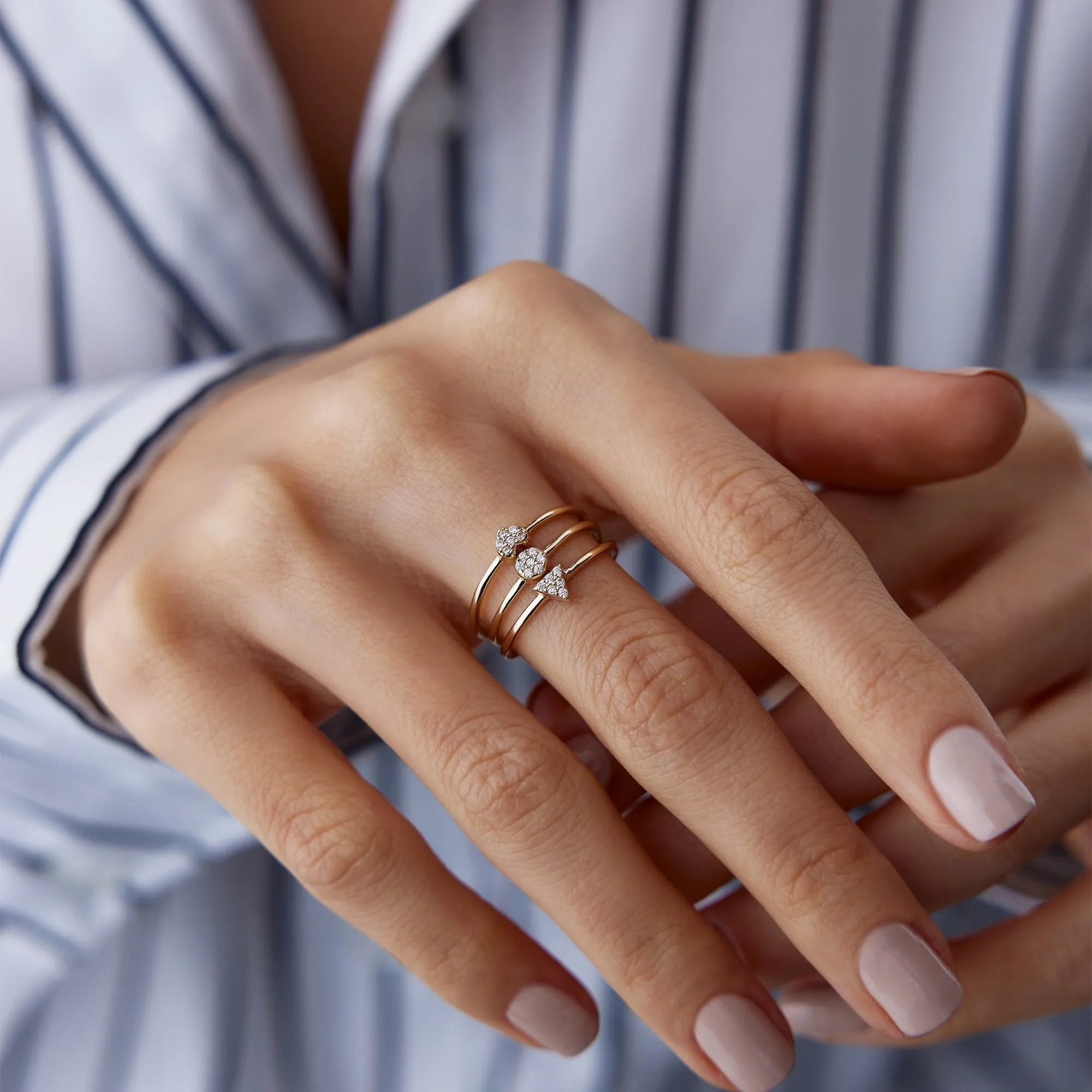 14k Gold Mini Circle Ring