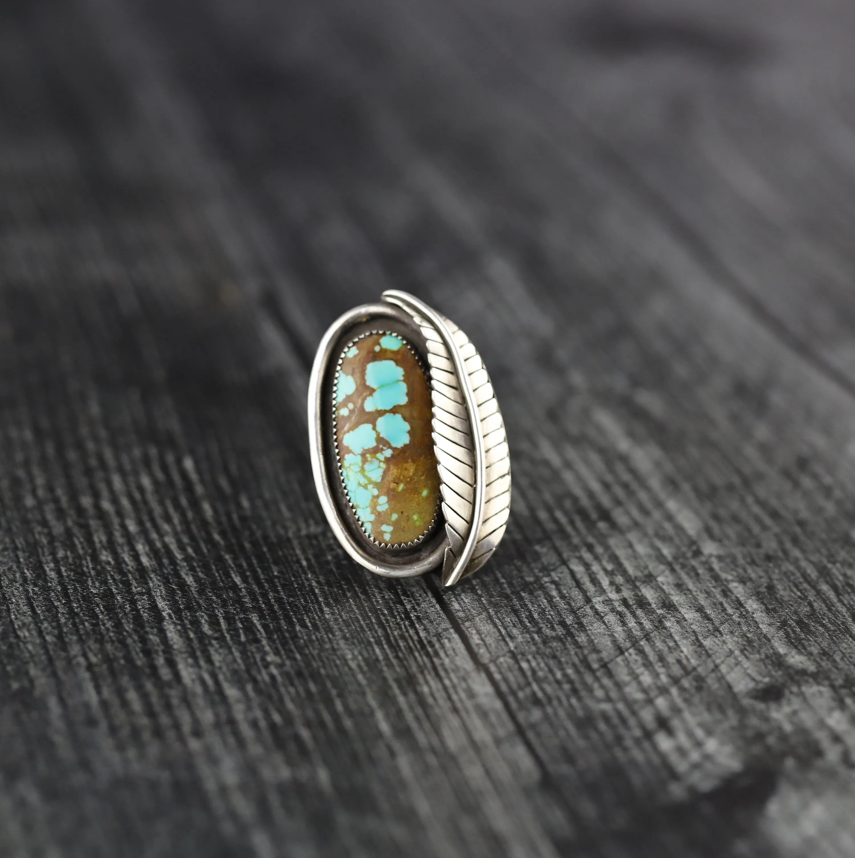 #8 Leaf Ring