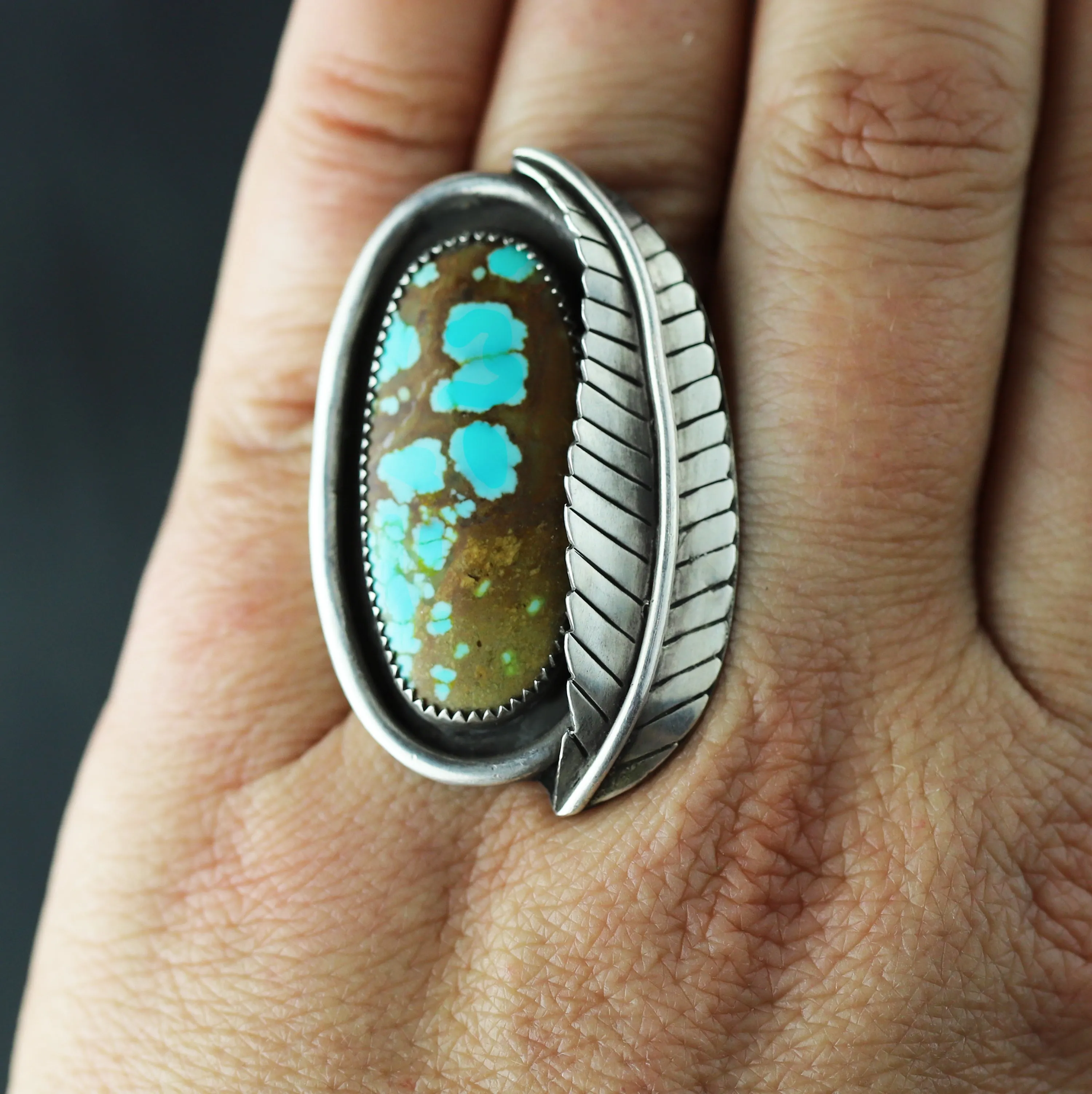 #8 Leaf Ring