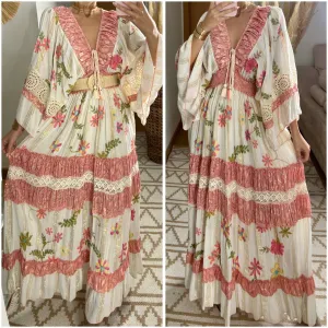 Boho Chic Maxi Dress – Romantic & Elegant