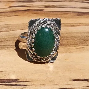 Bold Handmade .925 Sterling Silver Green Aventurine Ring – Twisted Rope Accent & Rugged Plate✨