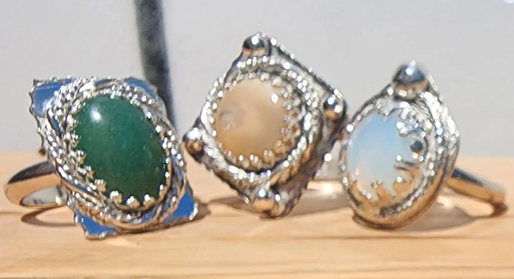 Bold Handmade .925 Sterling Silver Green Aventurine Ring – Twisted Rope Accent & Rugged Plate✨