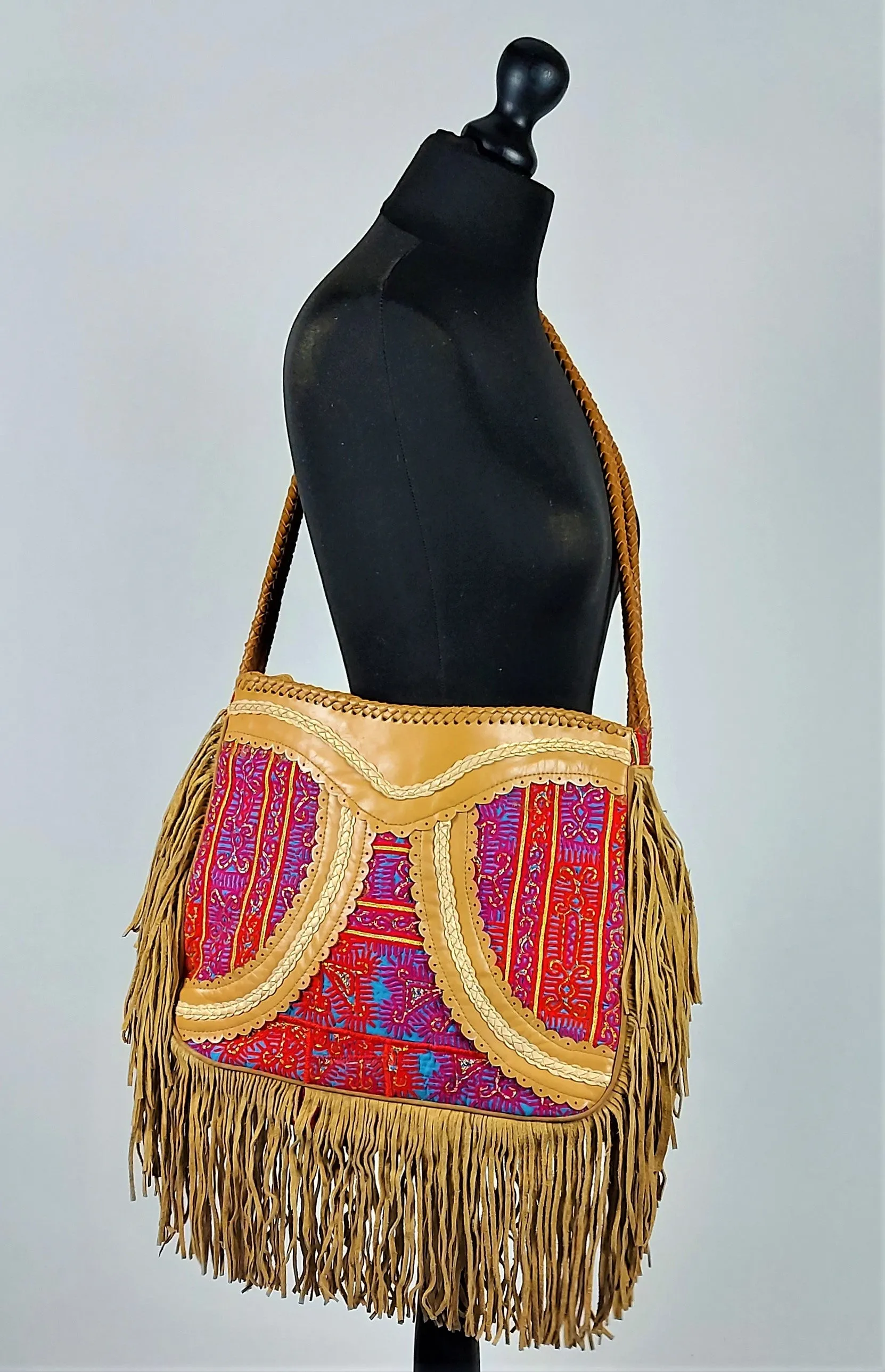 Bonanza shoulder bag in fine leather combined with Oriental vintage fabrics #2