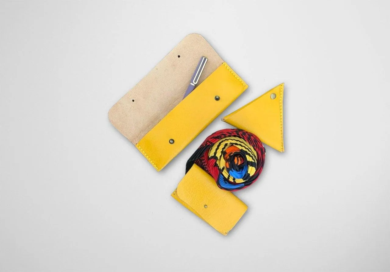 Canary Minimalist Card Case