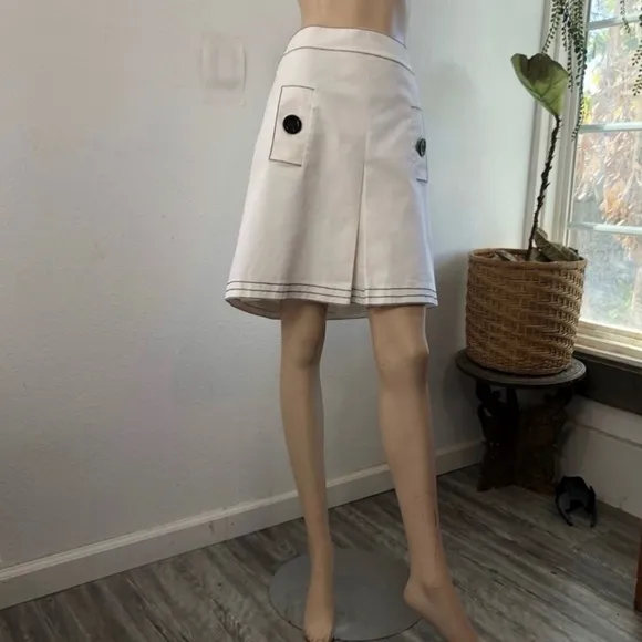 CARLISLE white A-line skirt high waist side pocket