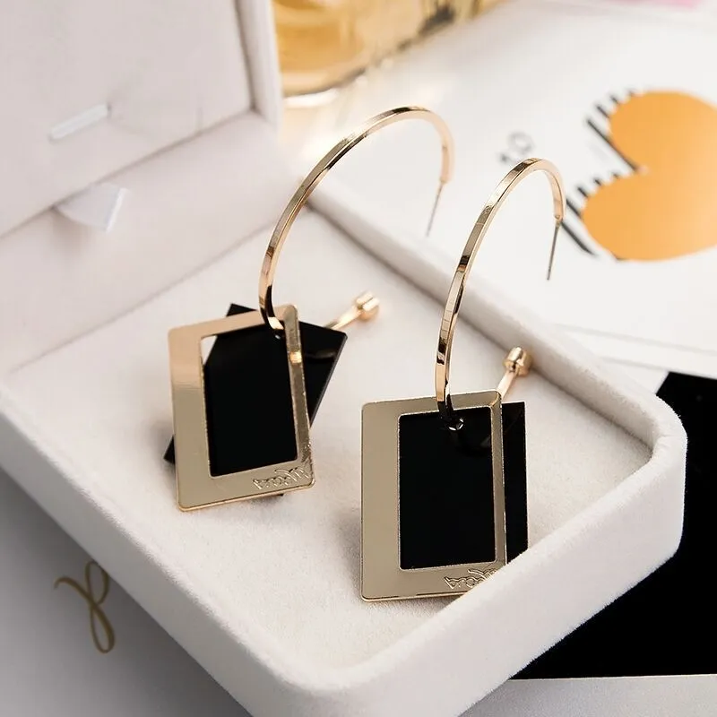 CLASSIC BOHEMIAN EARRINGS