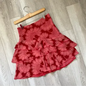 Coast Silk Skirt floral ruffle tiered mini womens Red size 10 coquette feminine