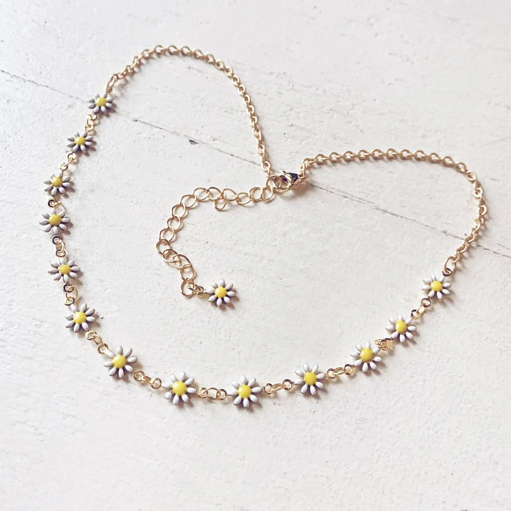 daisy chain choker //  white & yellow enamel flower necklace / wrap bracelet