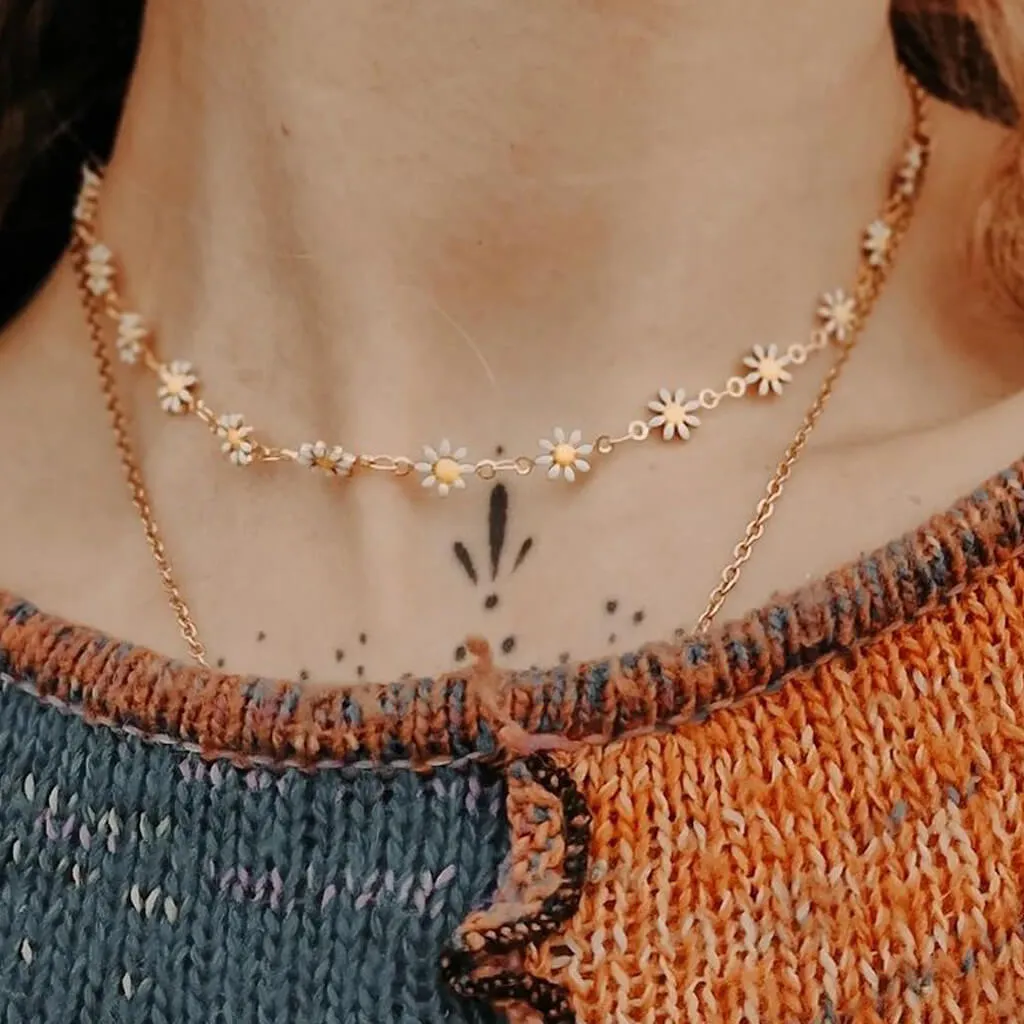 daisy chain choker //  white & yellow enamel flower necklace / wrap bracelet