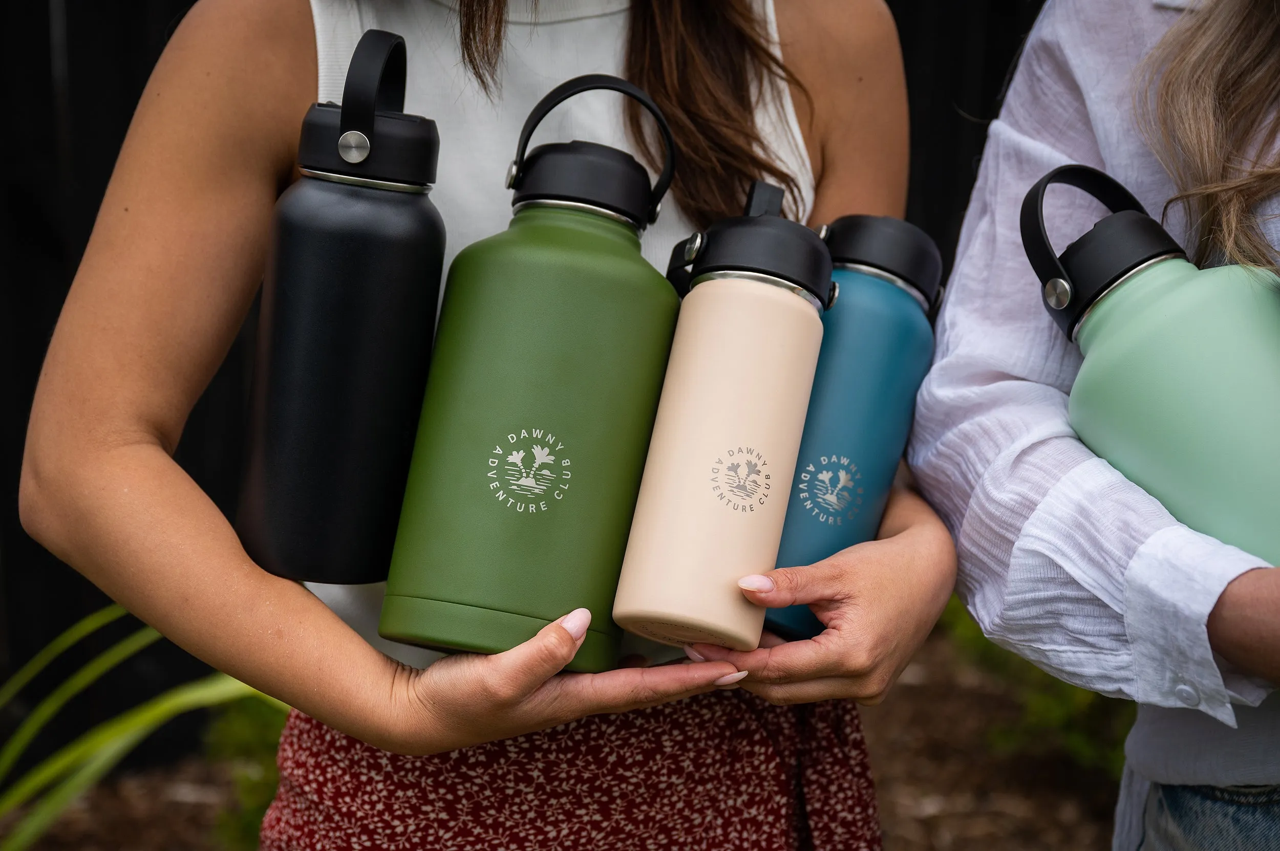Dawny Adventure Club Insulated Drink Bottles - Black