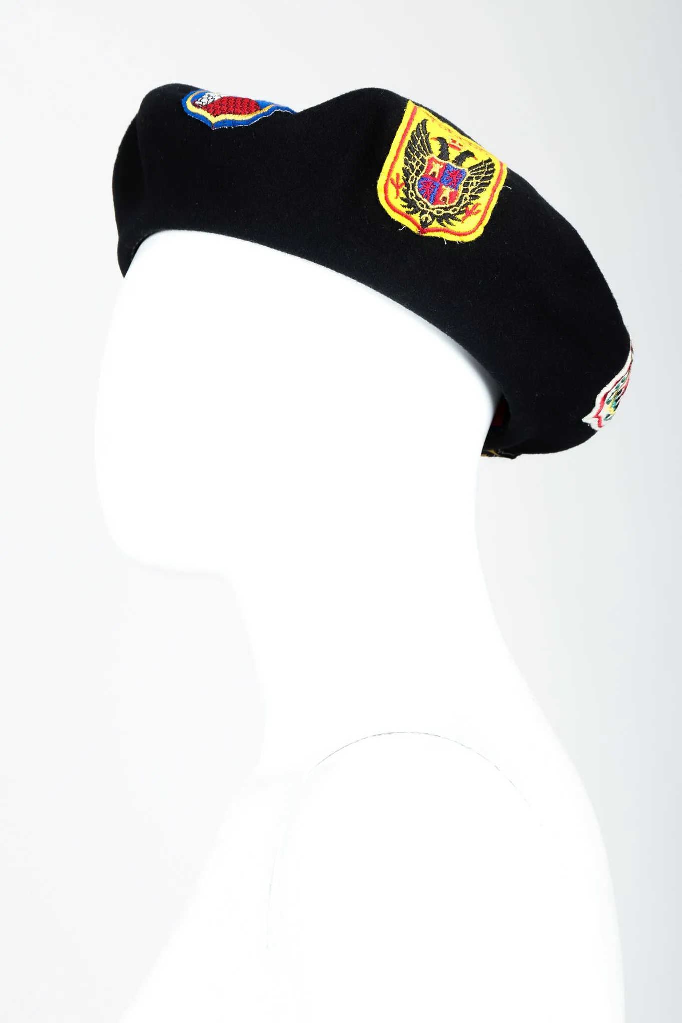 European Crest Beret