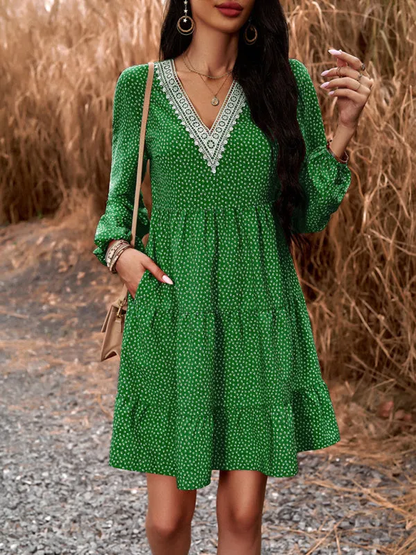 Floral Print V-Neck Dress with Lace Detail and Long Sleeves