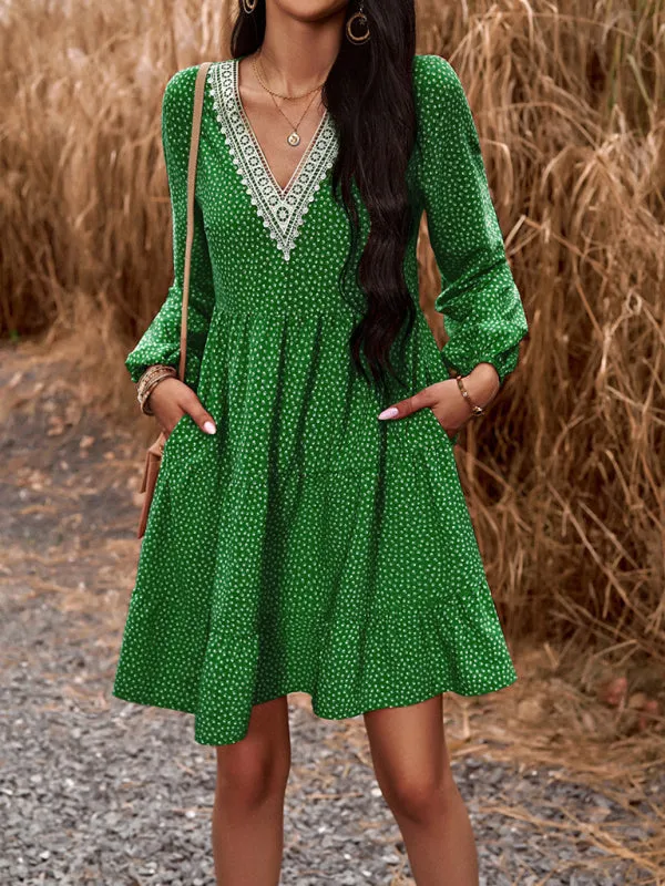 Floral Print V-Neck Dress with Lace Detail and Long Sleeves