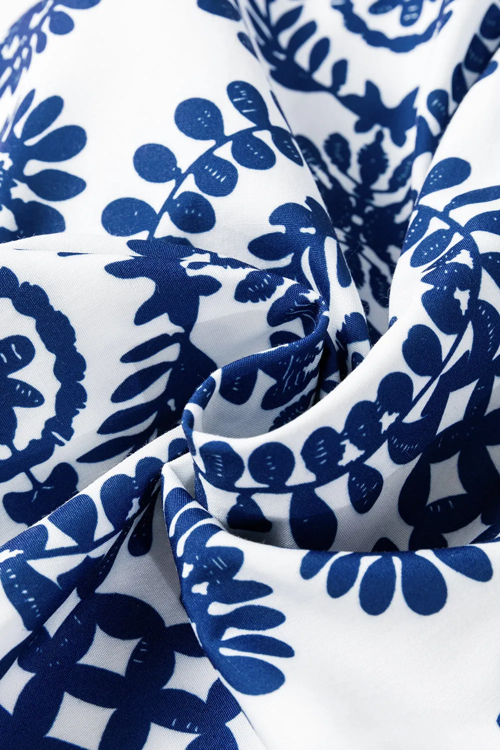 Floral Print Wrap Dress with Knot Waist and V Neck