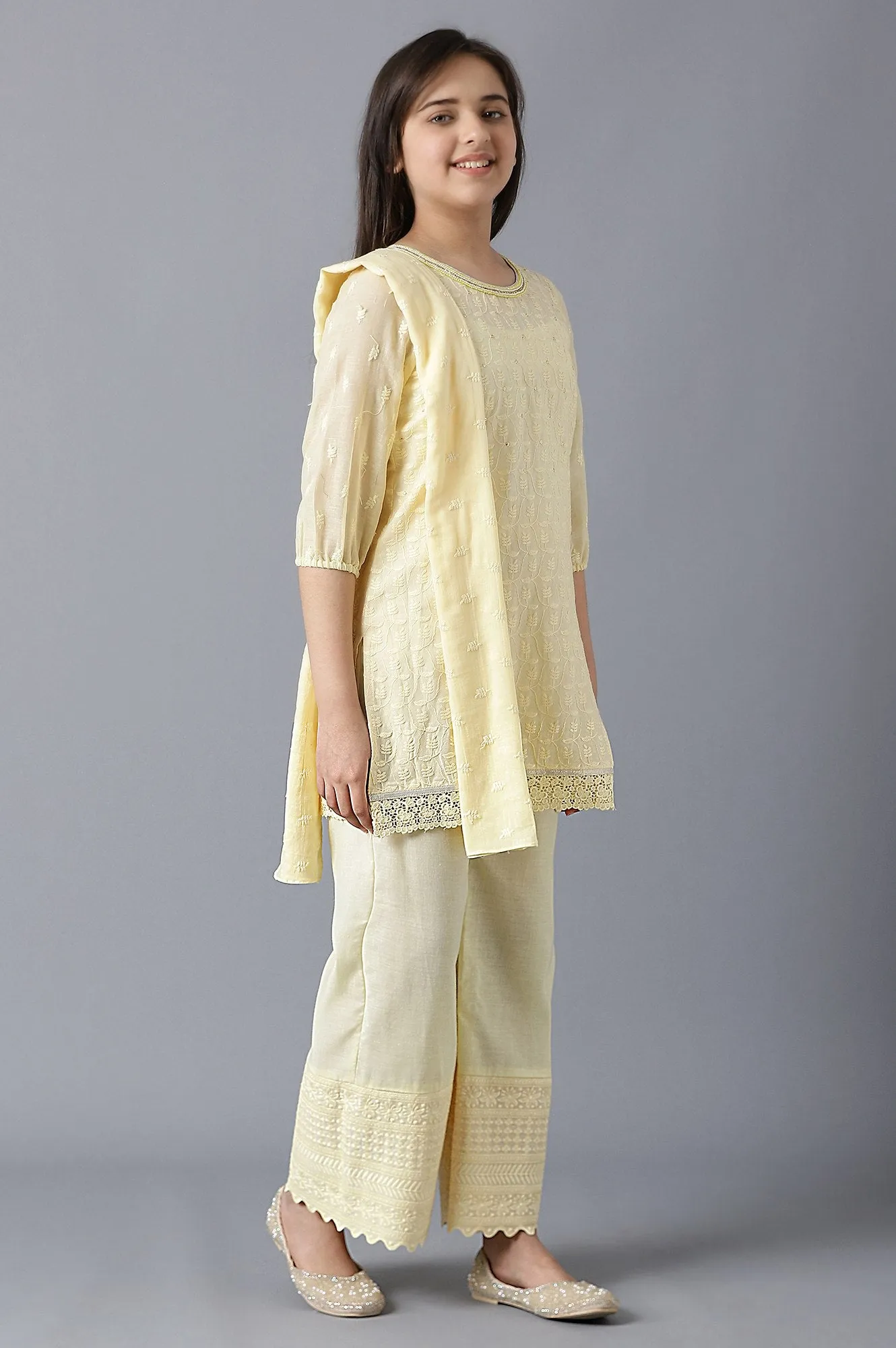 Girls Light Yellow Cotton Schiffli Straight kurta With Palazzo