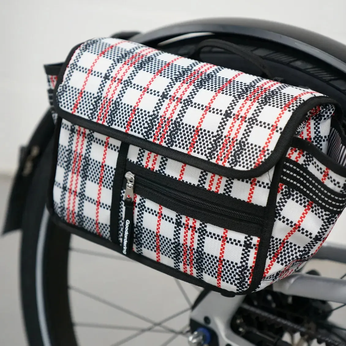 Goodordering Eco Tartan handle bar bag