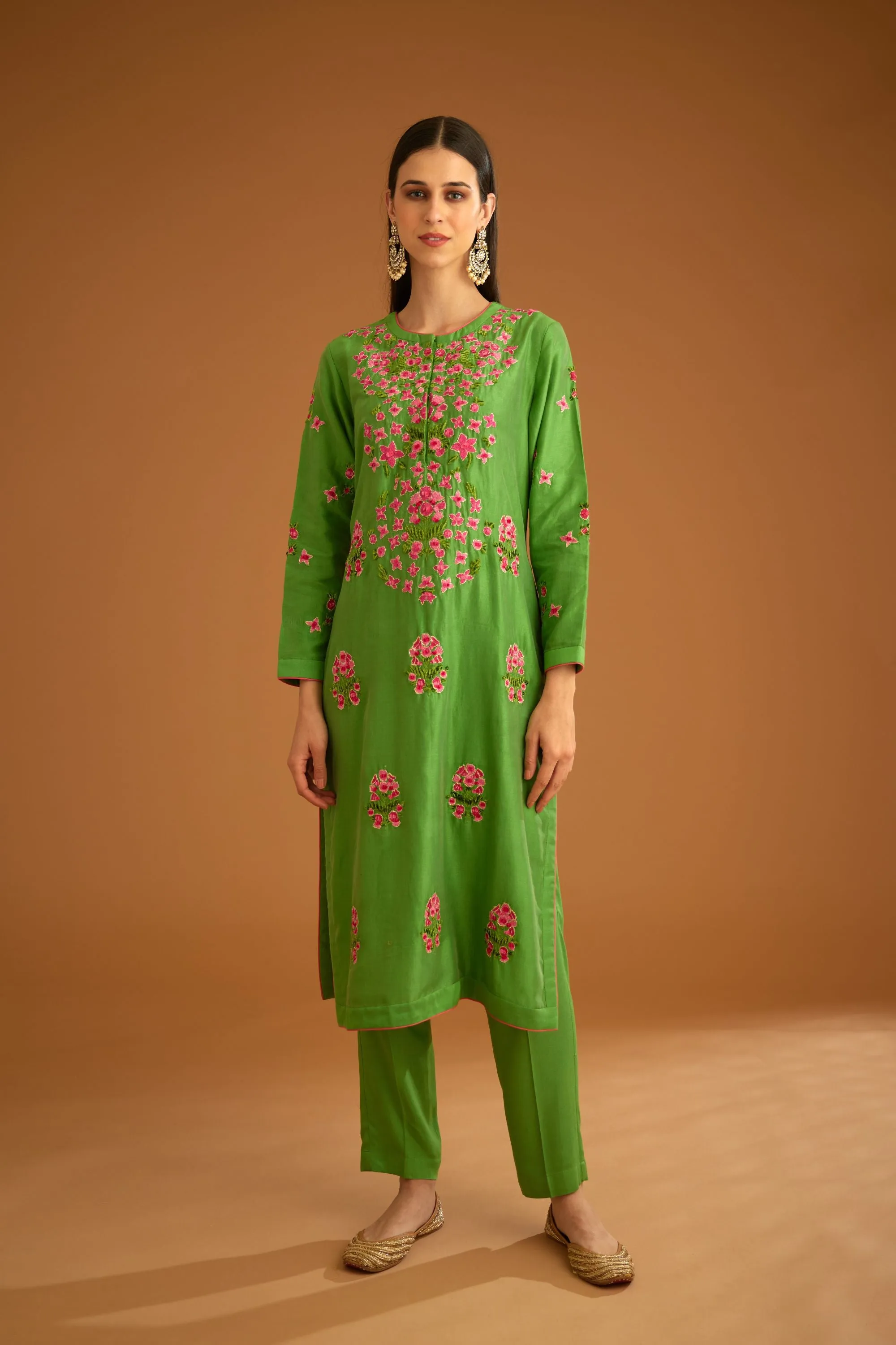 Green chanderi embroidered kurta set