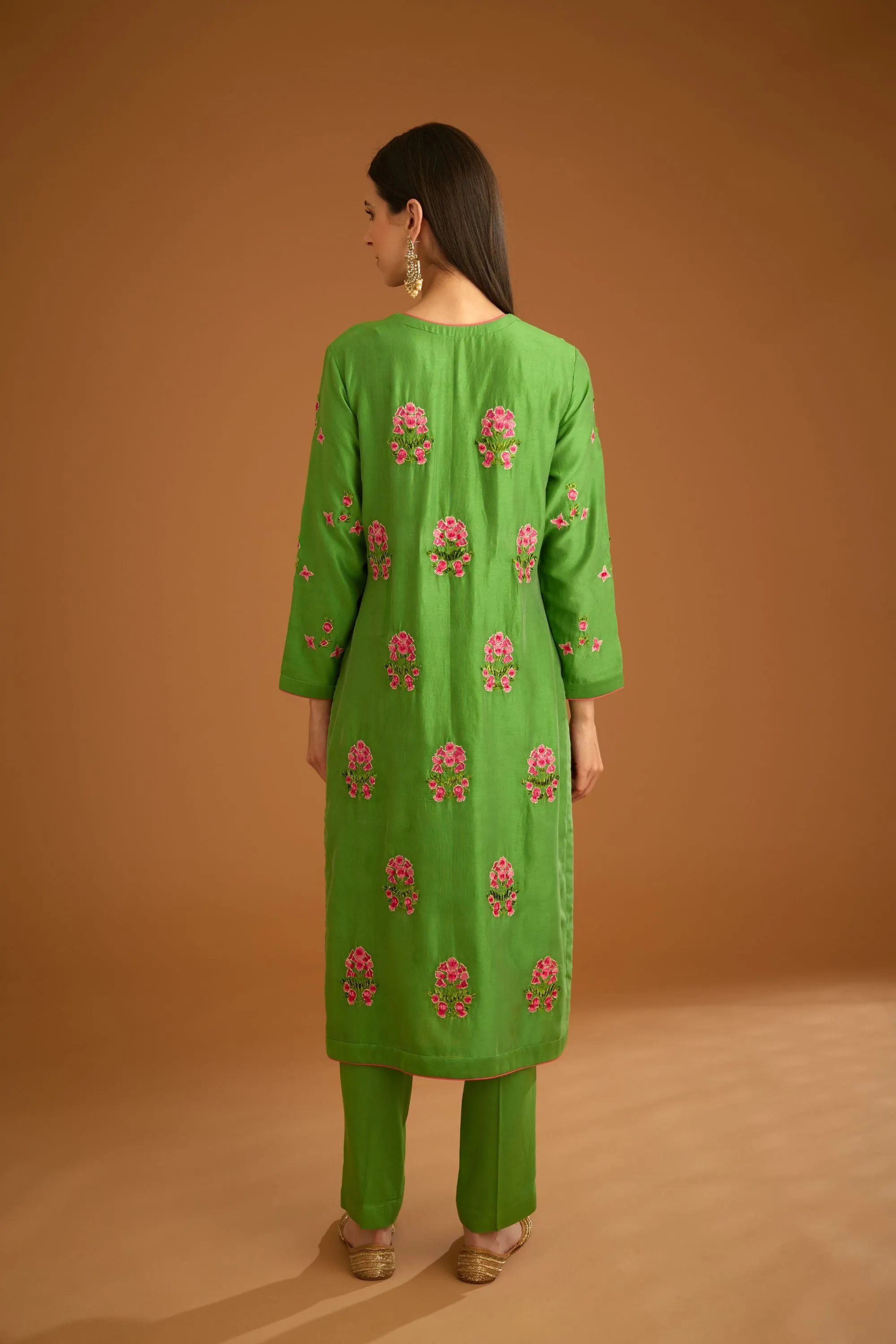 Green chanderi embroidered kurta set