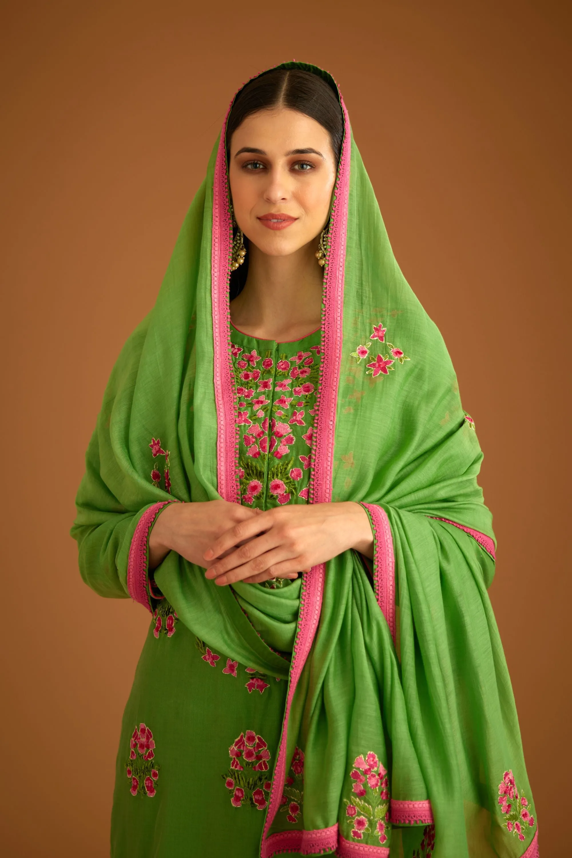 Green chanderi embroidered kurta set
