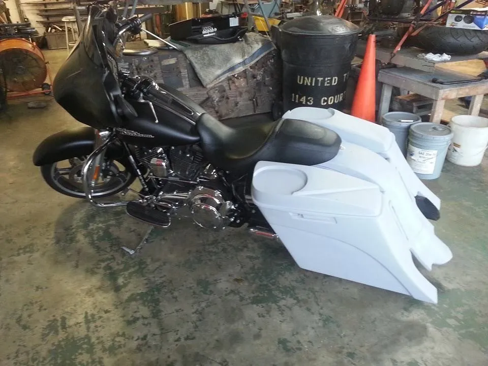 Harley Davidson 6" Extended Stretched Out & Down Saddlebags   Fender - No Lids 2014 - 2018  Model Style Bags - Dual Cut Outs.