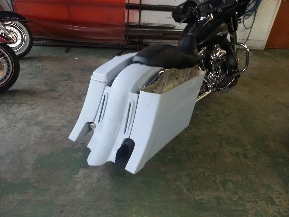 Harley Davidson 6" Extended Stretched Out & Down Saddlebags   Fender - No Lids 2014 - 2018  Model Style Bags - Dual Cut Outs.
