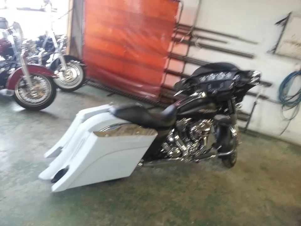 Harley Davidson 6" Extended Stretched Out & Down Saddlebags   Fender - No Lids 2014 - 2018  Model Style Bags - Dual Cut Outs.