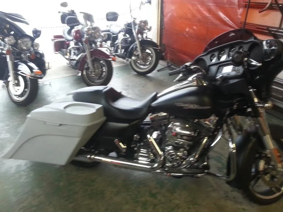 Harley Davidson 6" Extended Stretched Out & Down Saddlebags   Fender - No Lids 2014 - 2018  Model Style Bags - Dual Cut Outs.