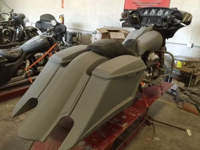 Harley Davidson 6" Trendsetter Extended Saddlebag LED Fender Kit - No Cut Outs   No Lids / 2014 - 2018