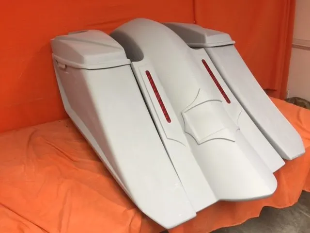 Harley Davidson 6" Trendsetter Extended Saddlebag LED Recess Plate Fender Kit - No Cut Outs   6.5" Speaker Lids / 2014 - 2018