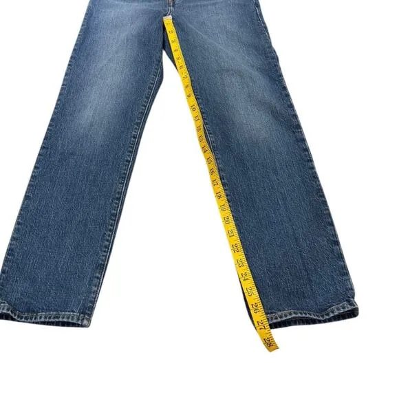 Levi’s Premium High Rise Wedgie Straight Button Fly NWOT Size 26 Jeans