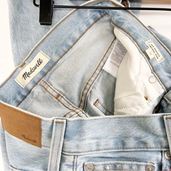Madewell Perfect Vintage Jean Grandbay Wash: Ripped Edition Light Wash Slim 26