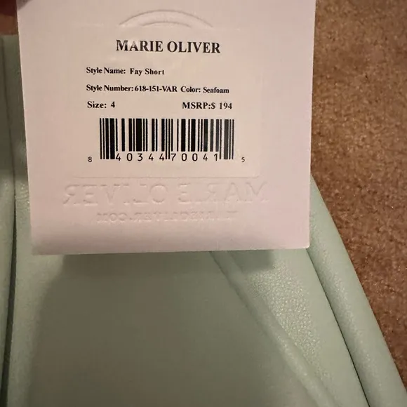 Marie Oliver Fay Short, Seafoam green in Vegan leather Sz 4 NWT