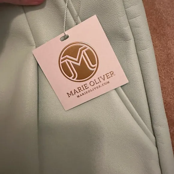 Marie Oliver Fay Short, Seafoam green in Vegan leather Sz 4 NWT