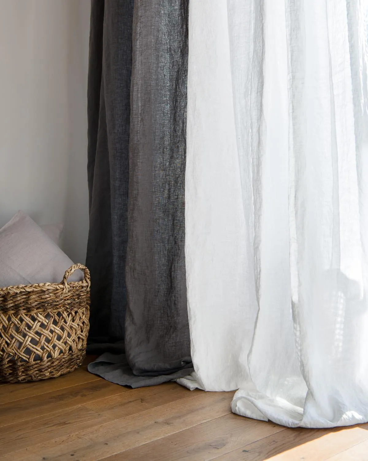 Mid-weight Curtains in white multi-functional tape
