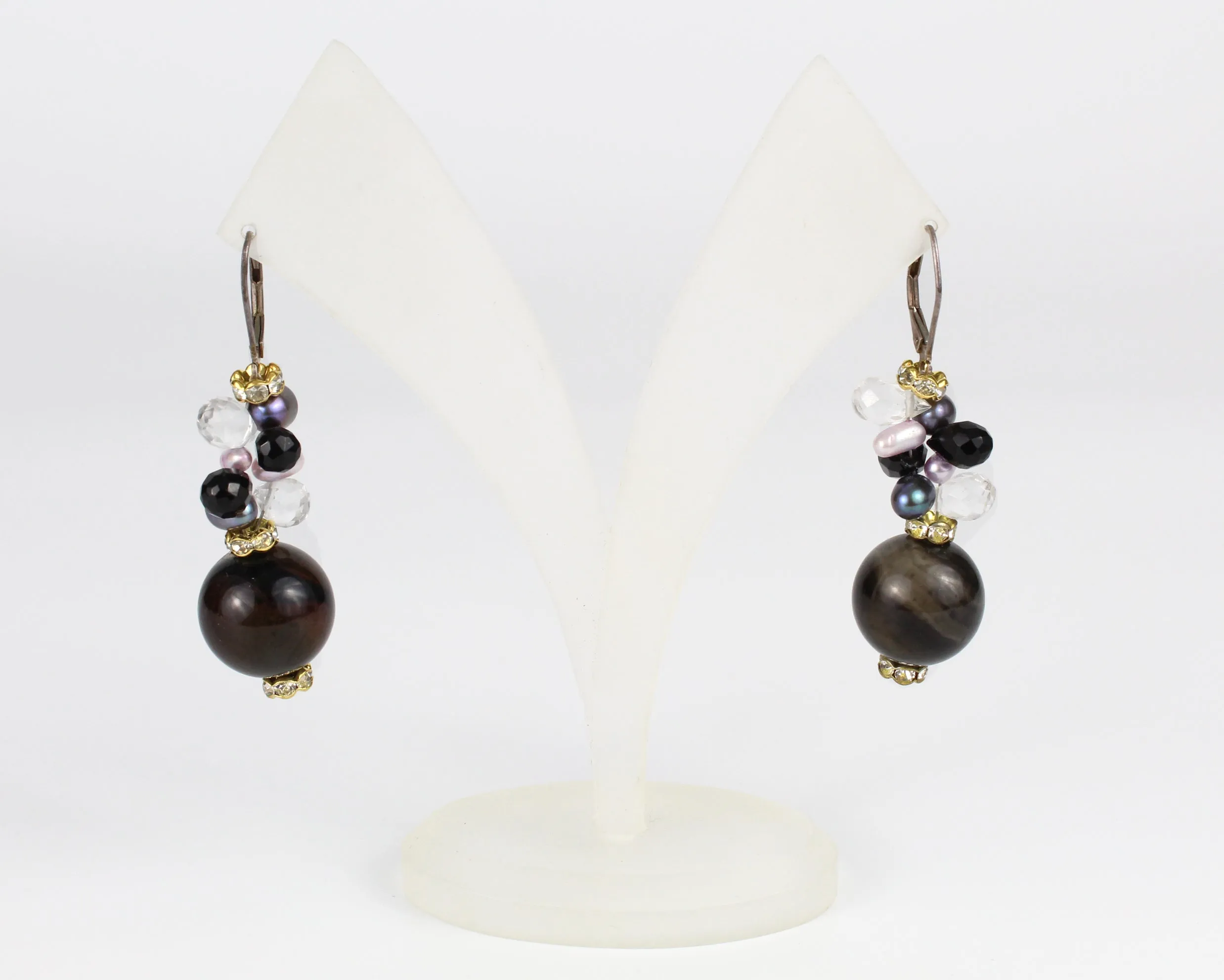 Minimalist Haute-Couture Earring