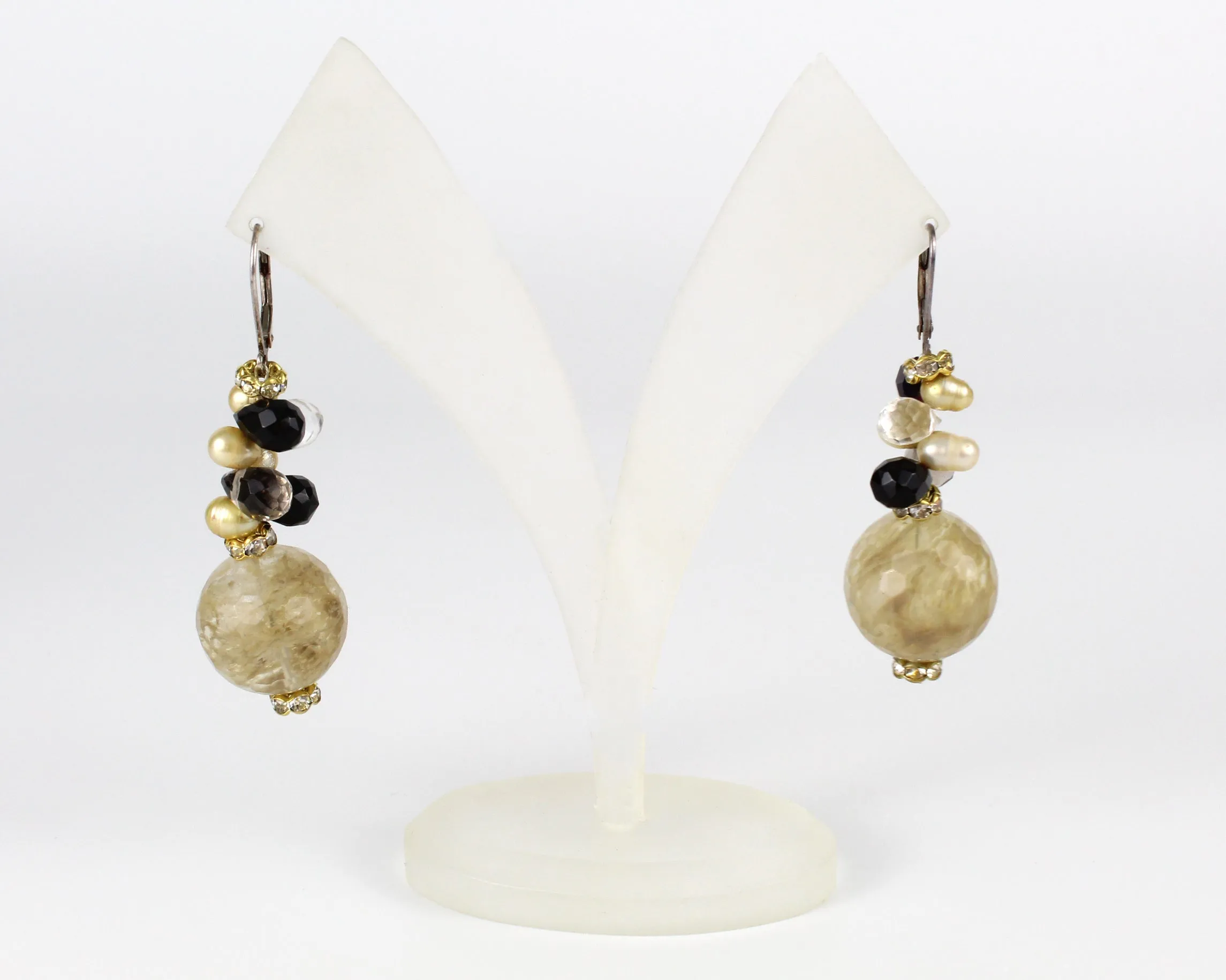 Minimalist Haute-Couture Earring
