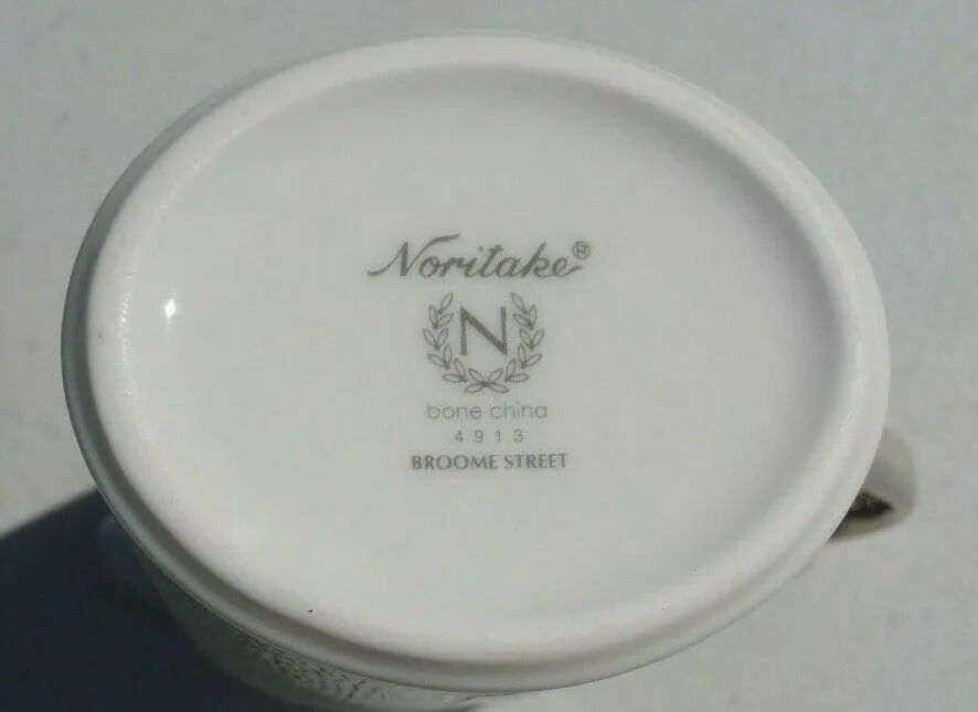 Noritake Broome Street Creamer Bone China 8 oz AP1