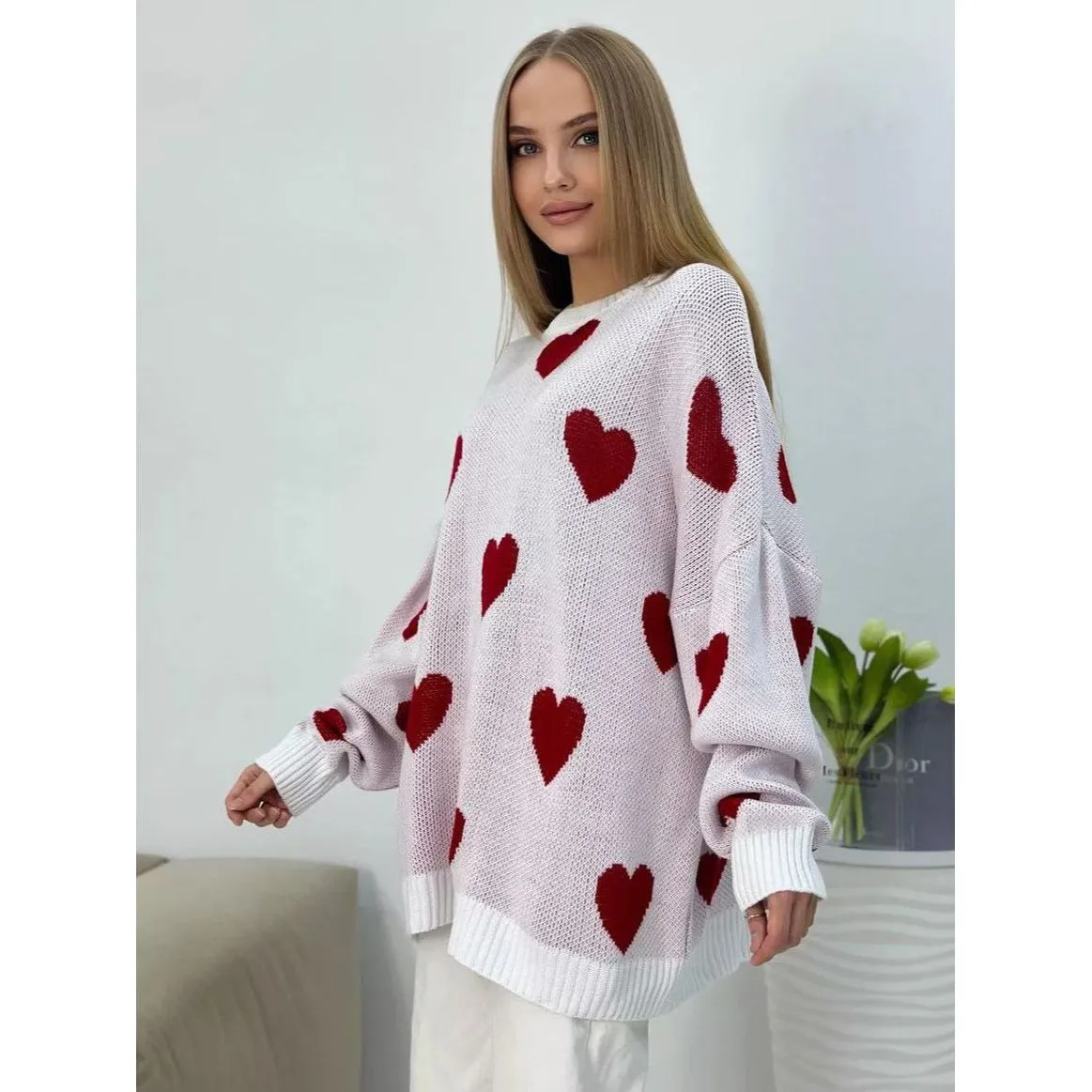 Round Neck Hearts Pullover Sweater