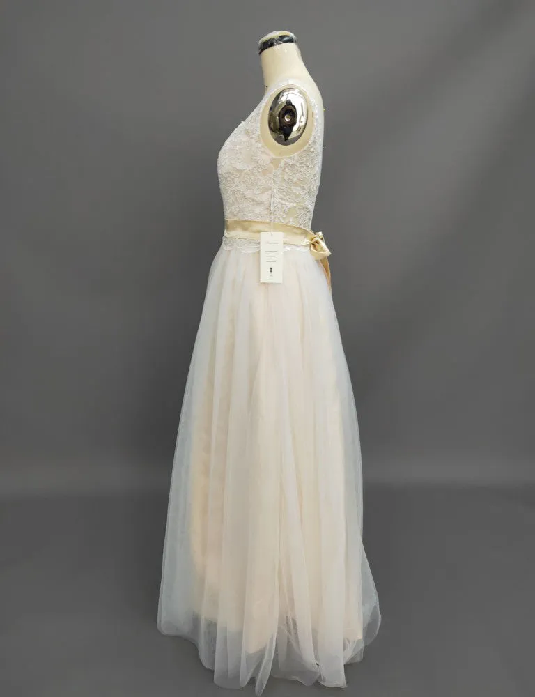 Scoop Neck A-Line Tulle and Lace Dress With Pleats and Satin Sash