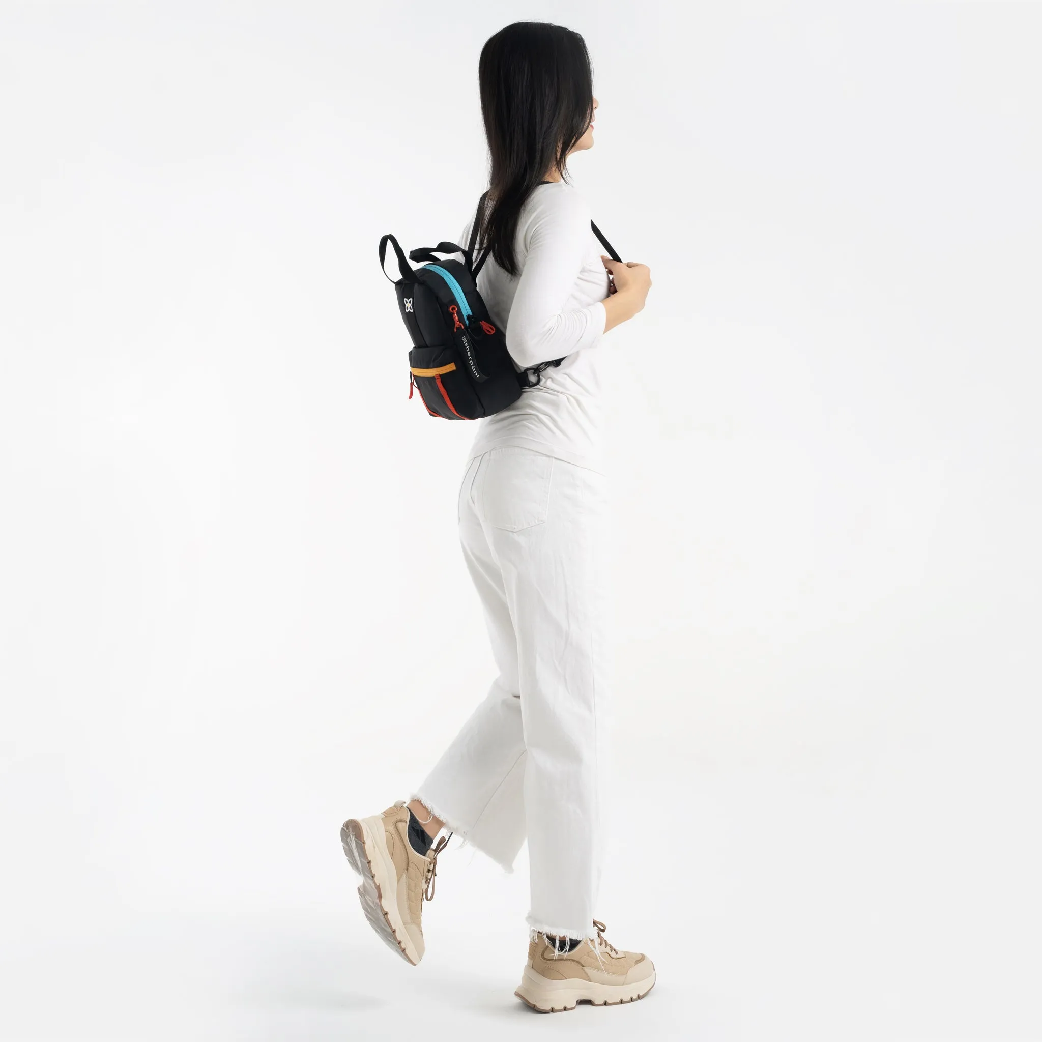 Sherpani Logan Mini Backpack/ Crossbody chromatic