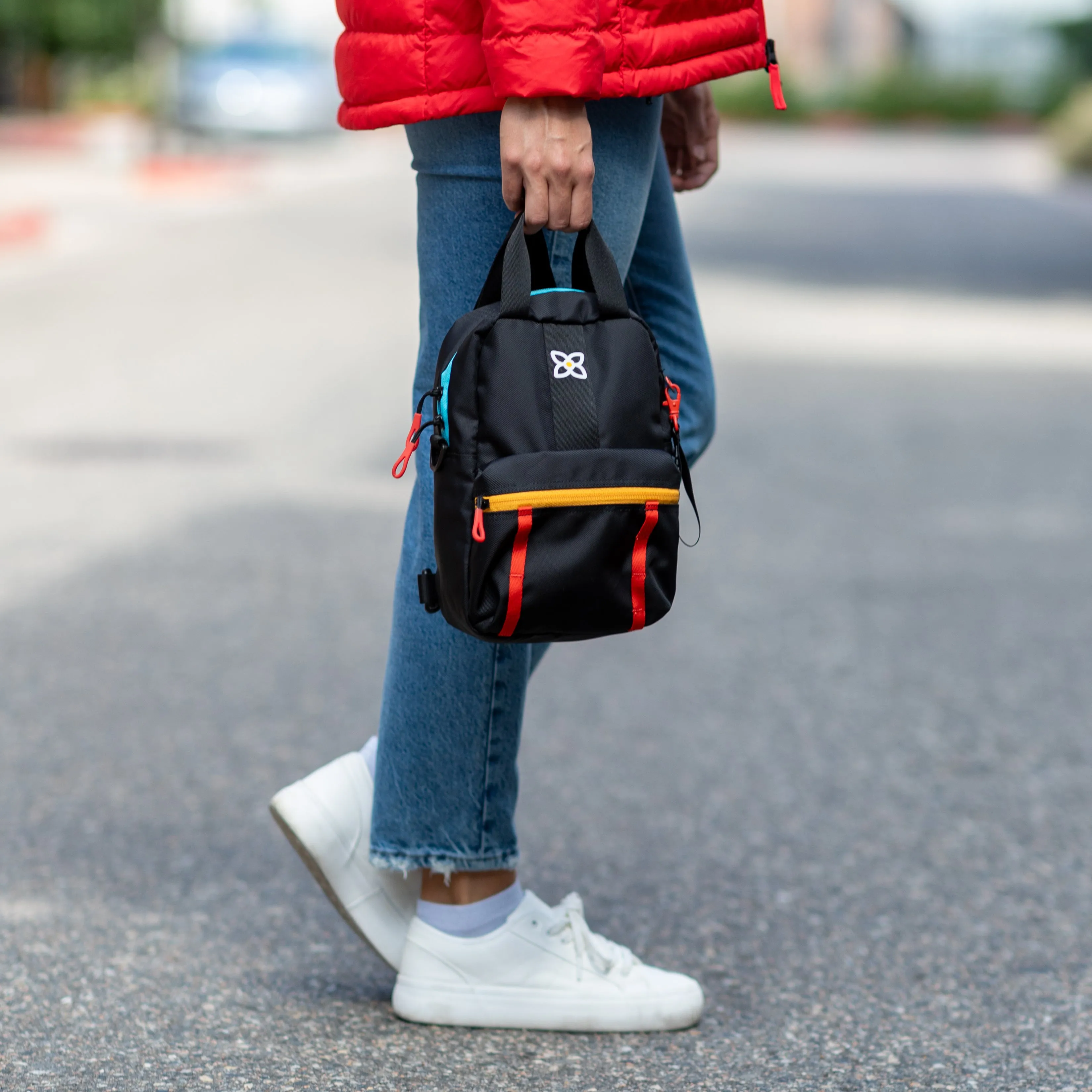 Sherpani Logan Mini Backpack/ Crossbody chromatic