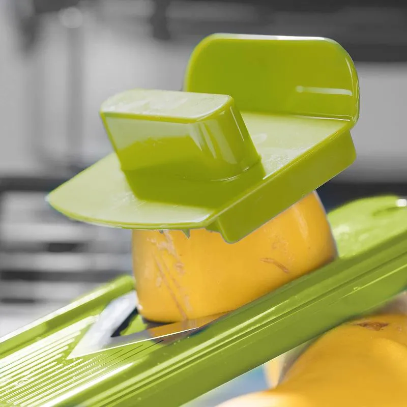 SliceMaster | 12-in-1 Multifunctional Vegetable Slicer