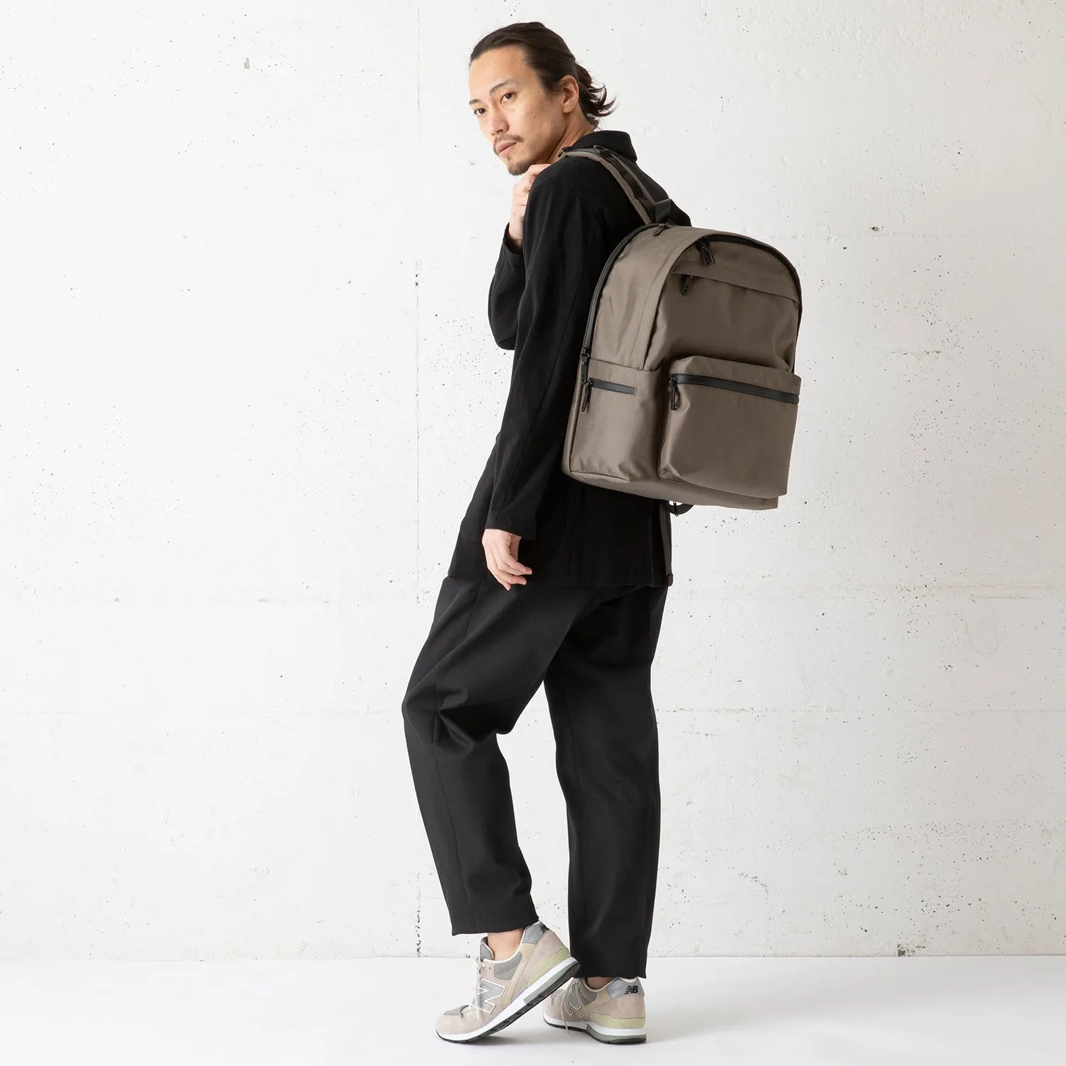 SML | エスエムエル　multifunctional day pack