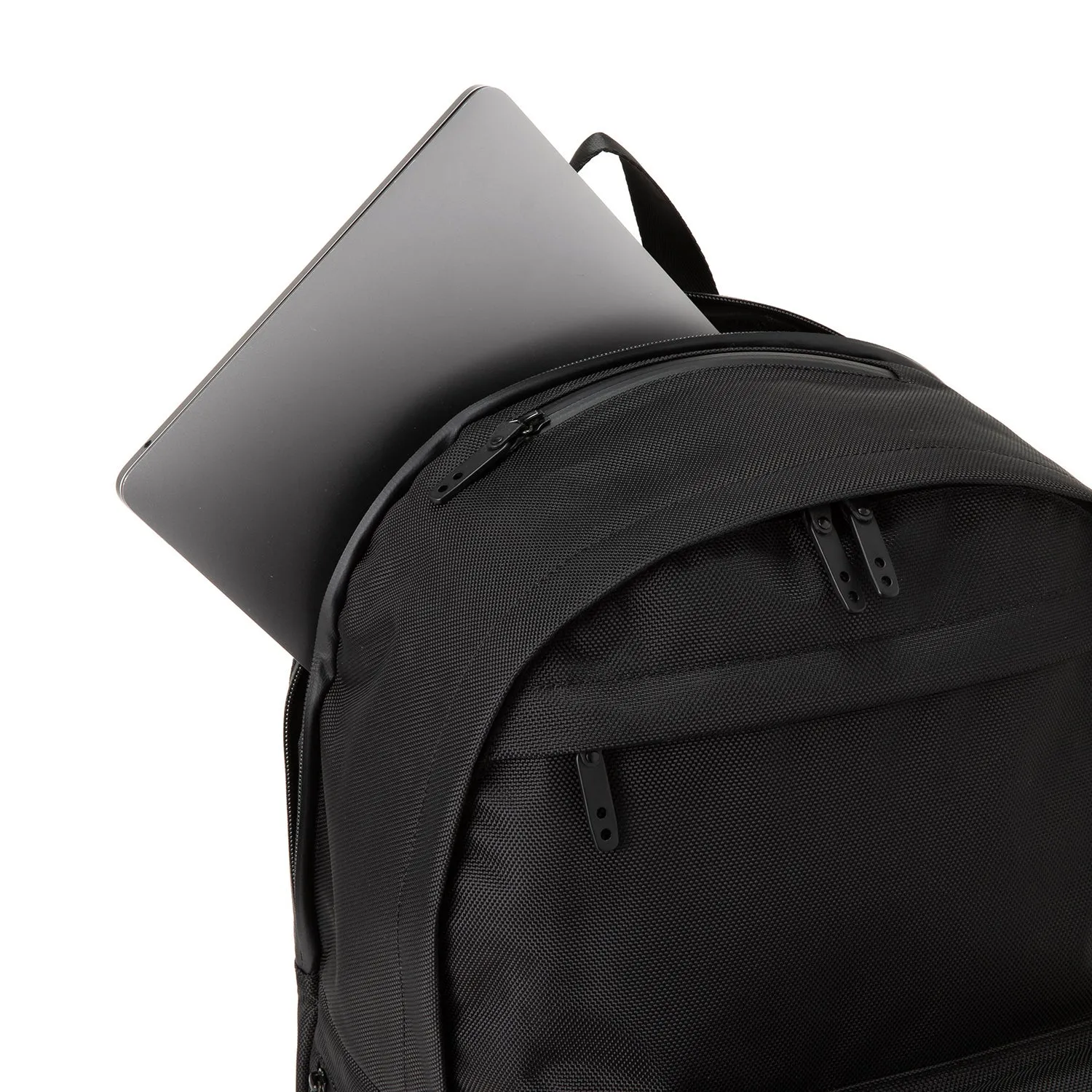 SML | エスエムエル　multifunctional day pack