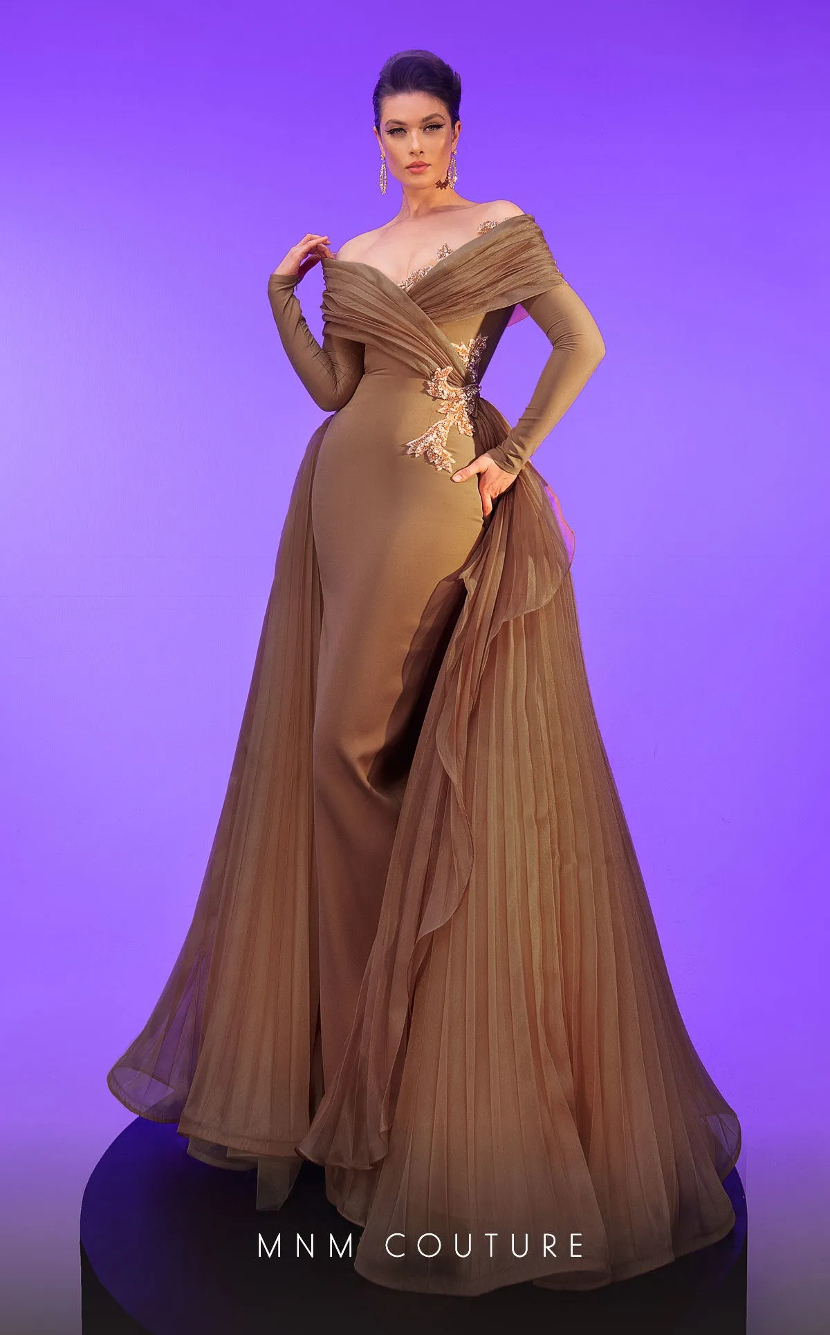 Style F02800