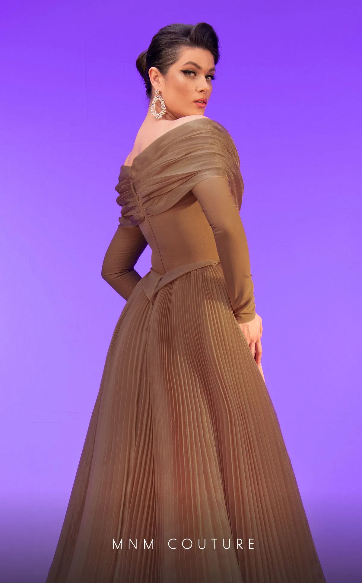 Style F02800