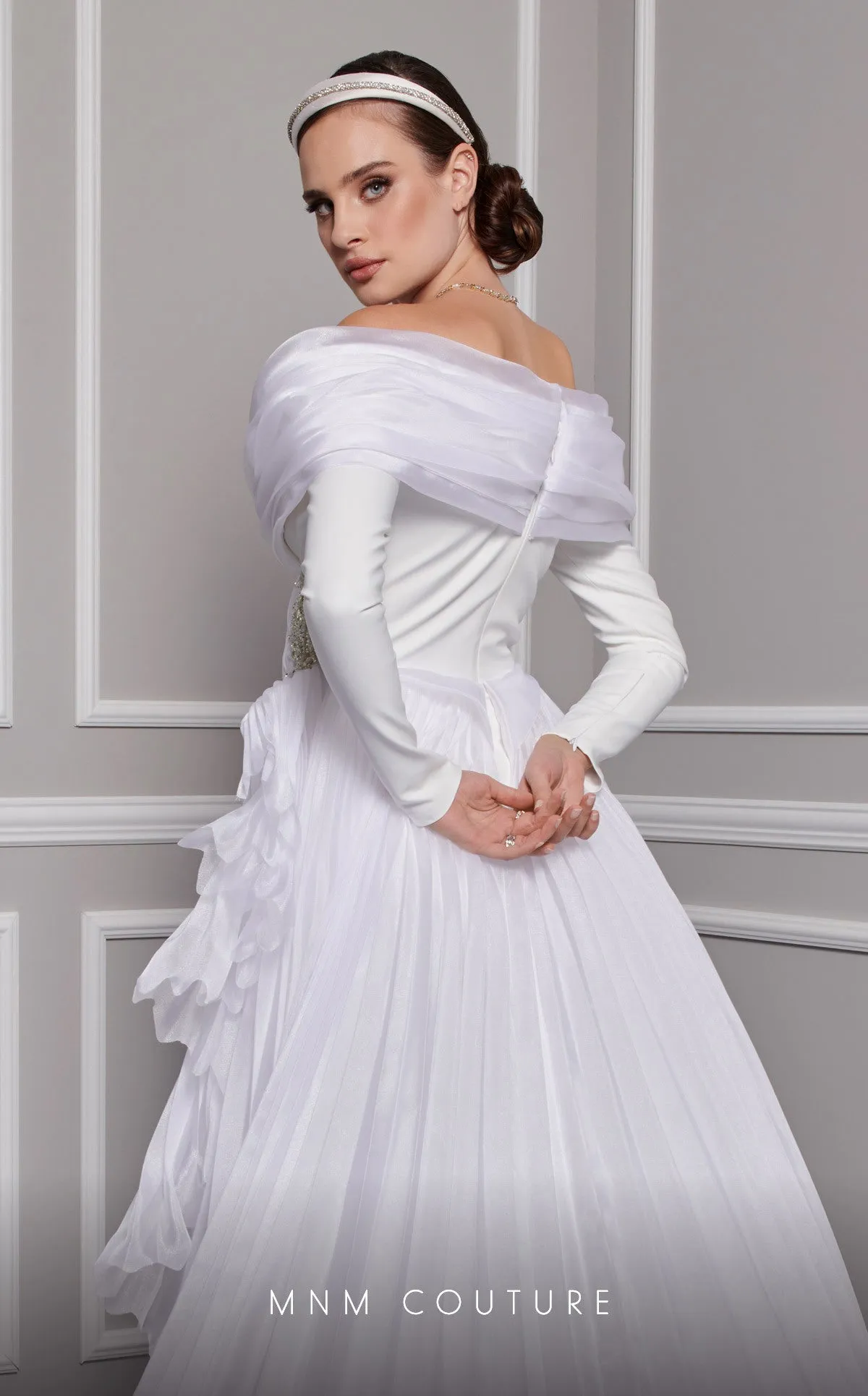 Style F02800