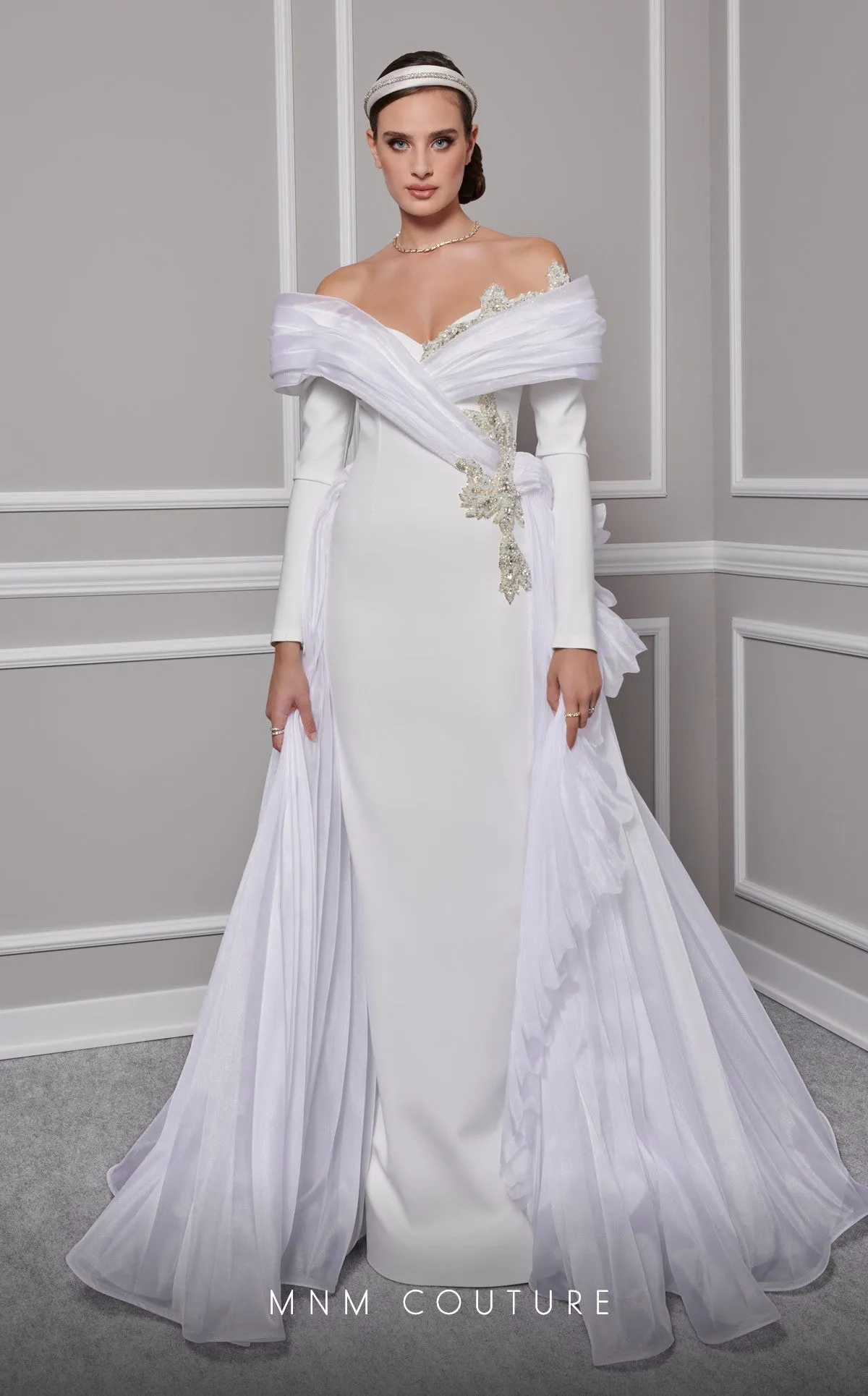 Style F02800