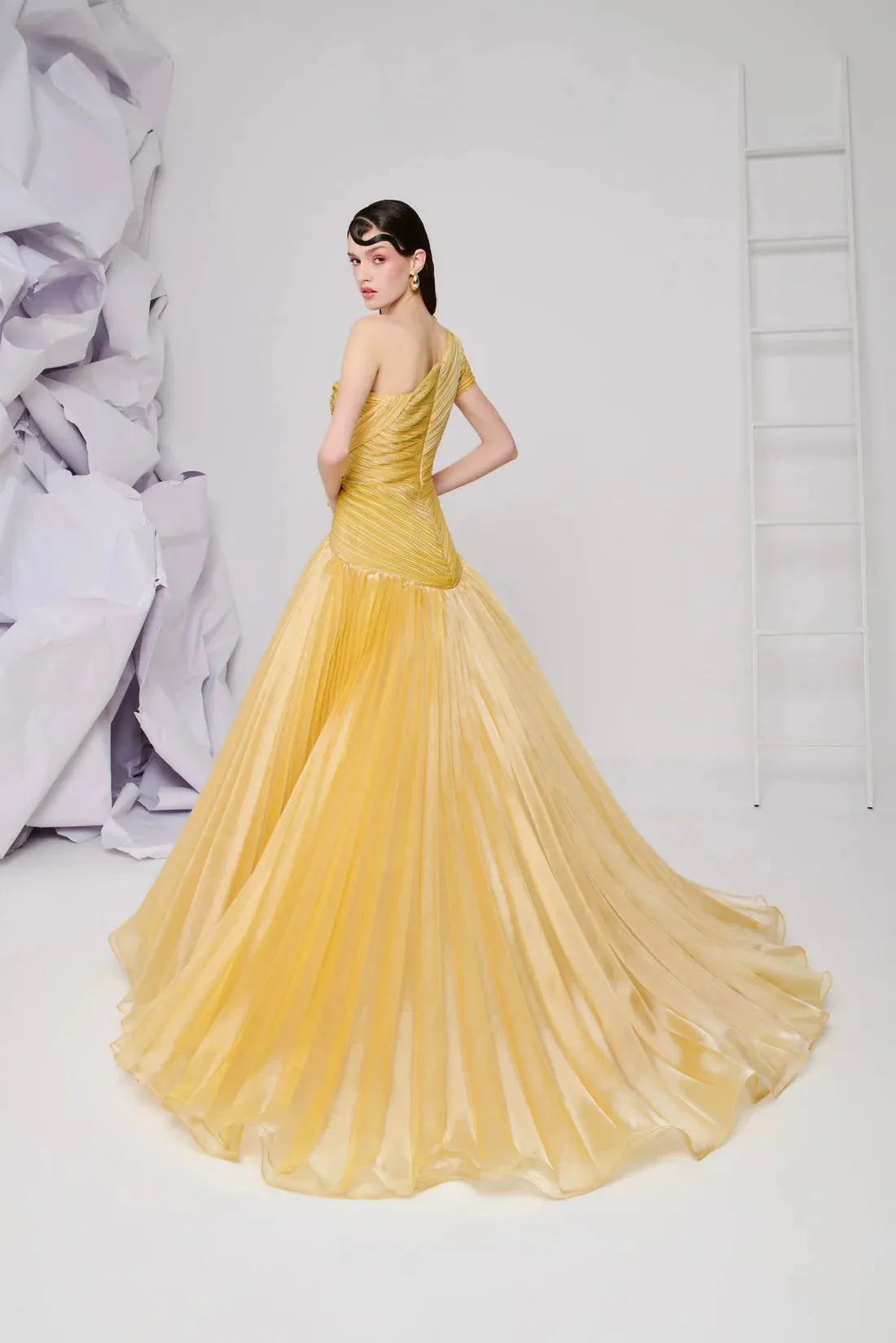 Style F02856